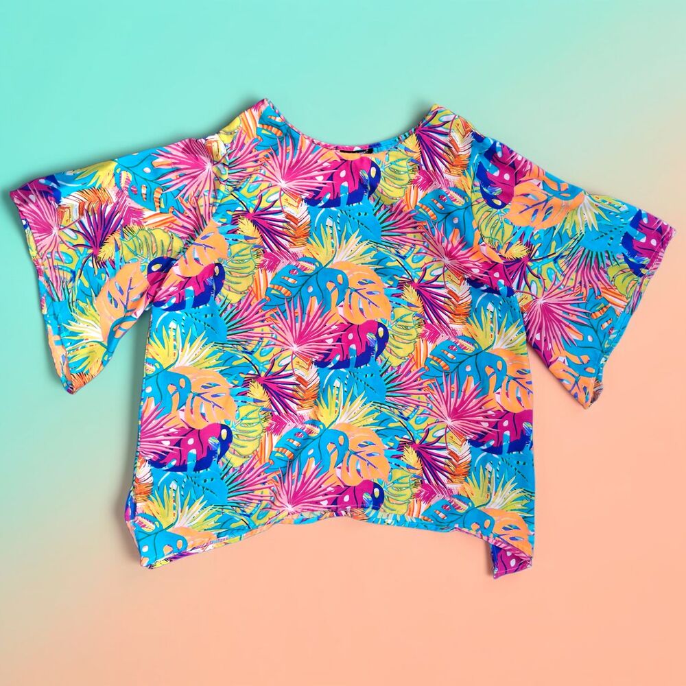 Ashley Stewart Plus Size 26/28 Bright Tropical Monstera Leaf Sharkbite Hem Top
